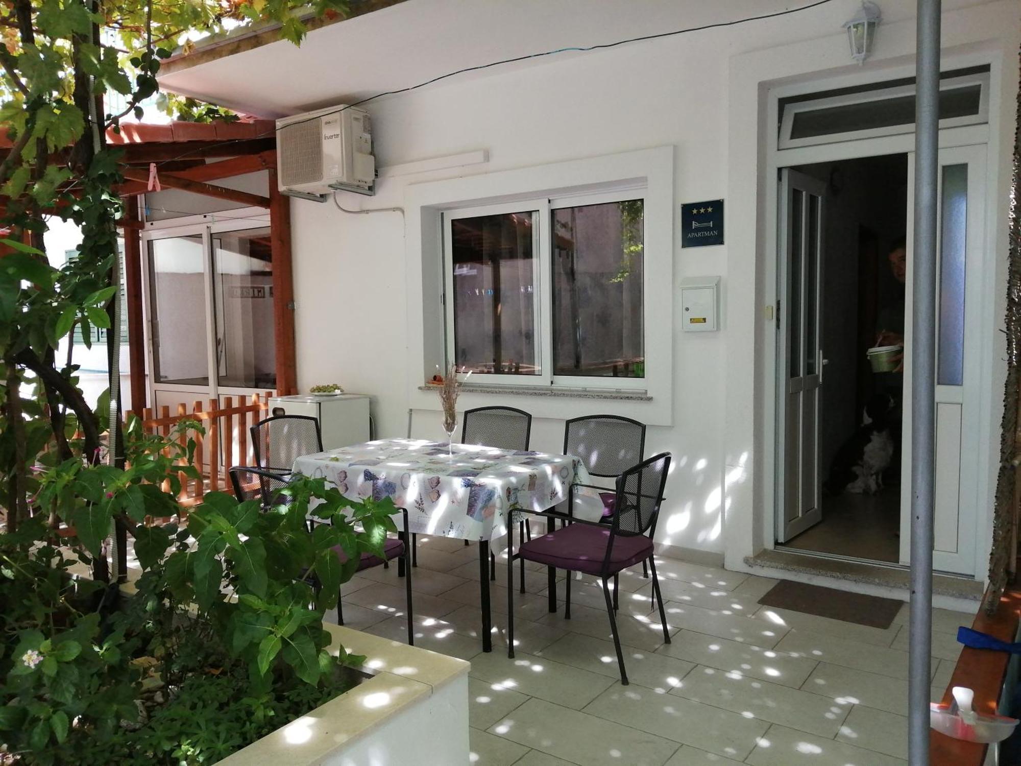 Lina Apartment Градац Екстериор снимка